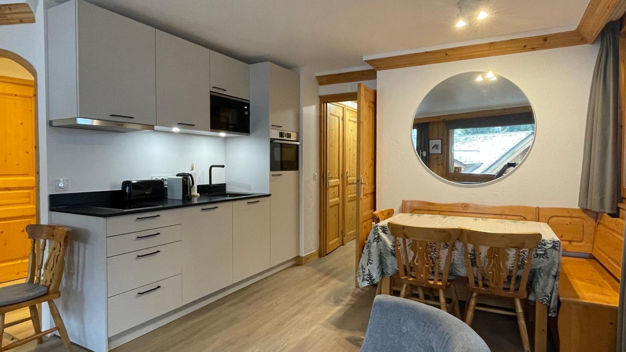 Meribel Centre La Chaudanne, Real Ski In And Out, 3 Bedrooms 2 Bathrooms Newly Renovated, Chalet L'Eperviere Luaran gambar